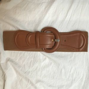 Brown elastic waist belt